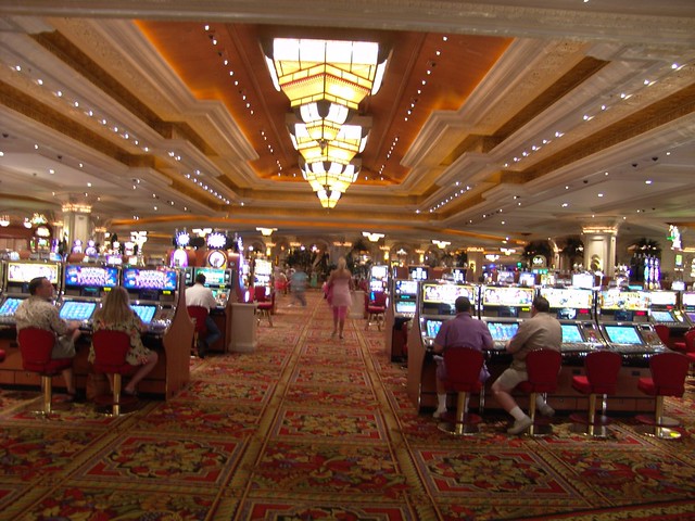 Luxor Slot Machines