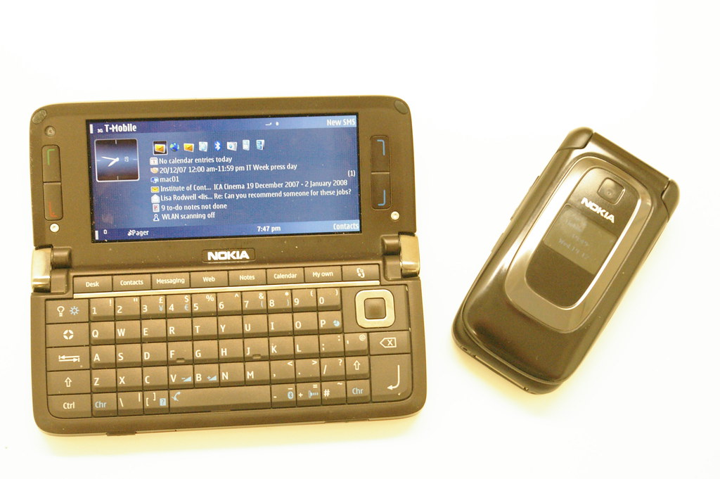 Nokia e90 and 6085