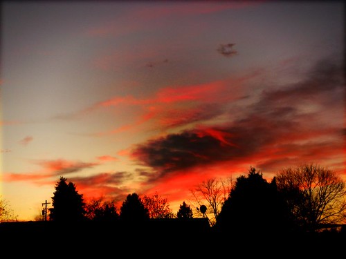 thanksgiving sunset sky clouds lomo dusk waldorf maryland reds