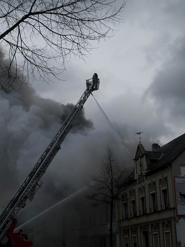 deutschland fire firefighting brand feuerwehr soe firefighters bergischgladbach olympuse1 brandbekämpfung