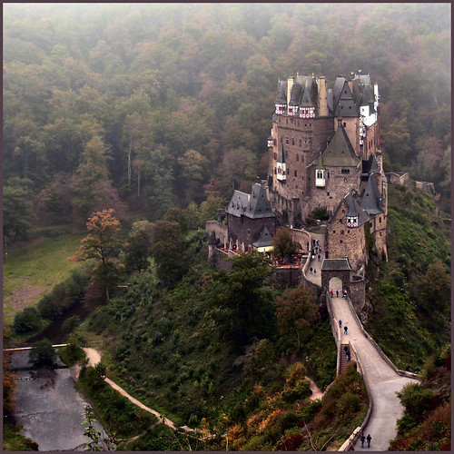 fairytale castle, more than 100.000 views