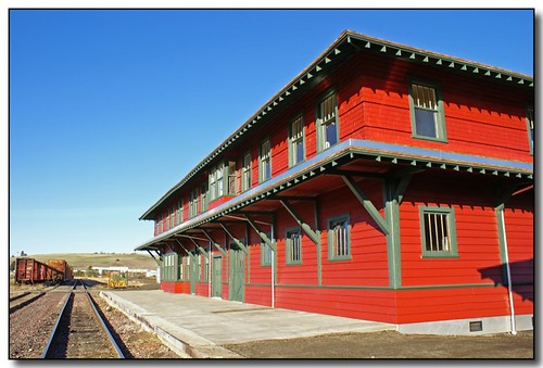 railroad idaho trainstation restoration smalltown potlatch palouse