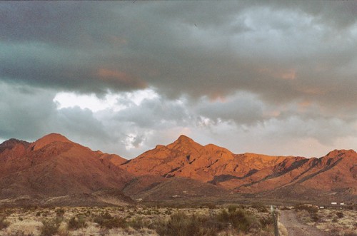 sunset newmexico film geotagged nikon desert n80 lascruces organmountains mesillavalley