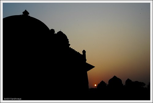 sunset india nikon delhi tomb 1855mm khan monuments dilli isa silhoutte humayunstomb mughal d40 ankitvarshneya