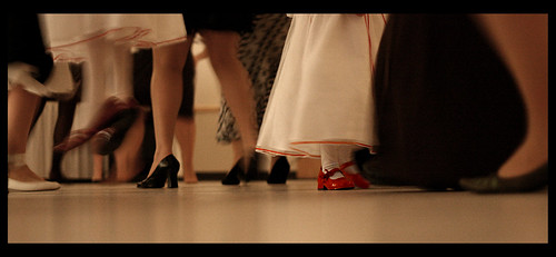 wedding party feet shoes dancing flowergirl copyrightchrisbeauchamp20072009