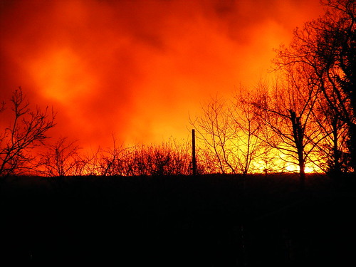 noc ogień niebo pożar kłodzko pejzaże
