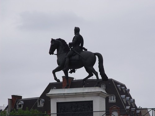 Equestrian statue of King Henri IV of France, Pont Neuf