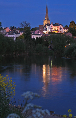 uk houses light sunset england church water reflections river evening ross europe colours eu spire canong6 rossonwye riverwye