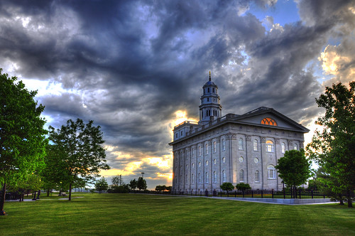 sunset temple nauvoo hdr