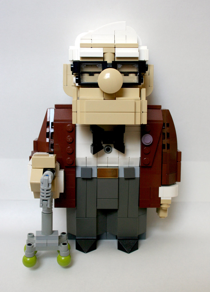 Lego Carl