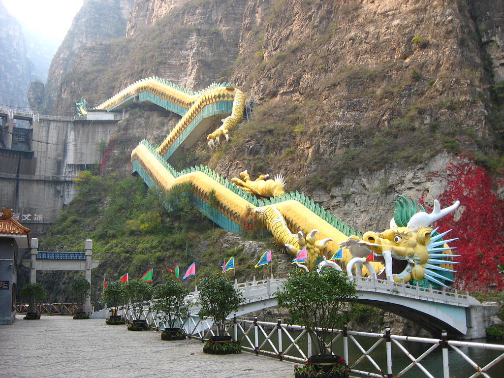 Dragon Escalator