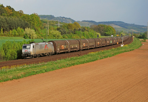 railroad germany bayern railway trains bahn mau germania txl freighttrain ferrovia traxx treni e185 serfer br185 txlogistik nikond40x guterzuge