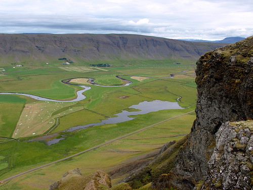 mountain landscape iceland valley fields agriculture hvalfjörður kjós laxá platinumheartaward reynivallaháls