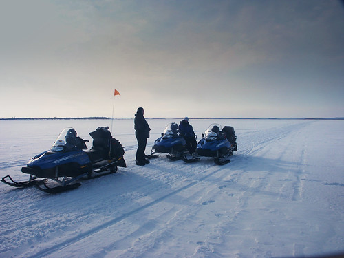 2005 blue white snow ice finland landscape europe outdoor lappland tracks snowmobile coffeebreak inarijarvi lakeinarijarvi