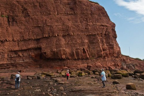 chris red novascotia triassic rossway blomidonformation wegageologyexcursion janetcatchpole bettybagley channelsandstone