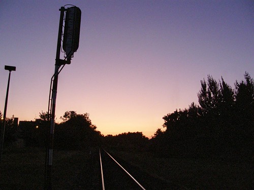 railroad sunset sky sun colors sunshine sunrise dawn dusk poland polska rail railway olympus signal climate semaphore pkp augustów podlasie podlaskie sp550uz