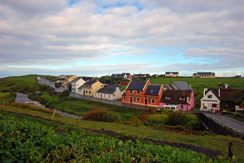 ireland clare doolin cottages fisherstreet absolutelystunningscapes