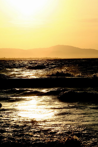 sunset red sea summer sun water canon landscape greek 350d gold golden landscapes greece colored rebelxt scenics platanos 100mmmacro bythesea 350daim