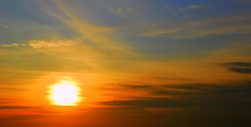 morning blue orange sun yellow clouds sunrise dawn nikon nikkor wispy daybreak d80 nikond80