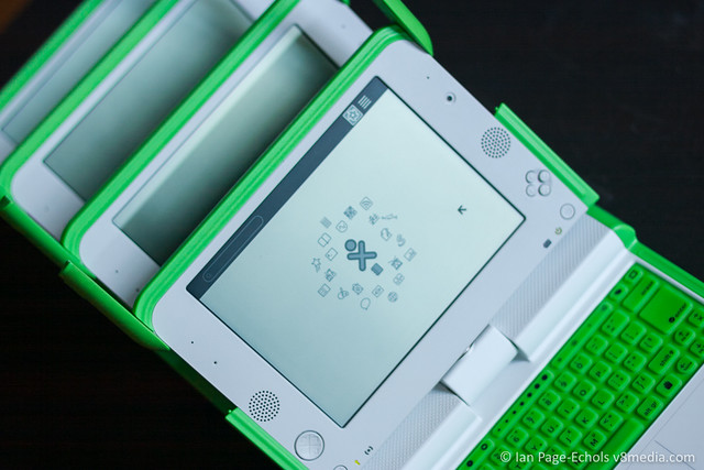 OLPC XOs screens