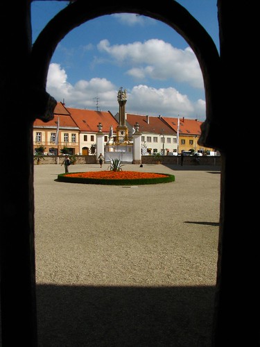 gate czechrepublic portal chateau jaroměřicenadrokytnou