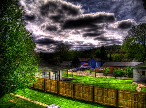 ohio fence landscape backyard freehand hdr propertyline photomatix bergholz