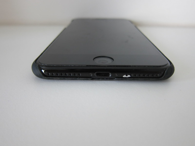 Pitaka's Aramid iPhone 7 Plus Case - With iPhone 7 Plus - Bottom