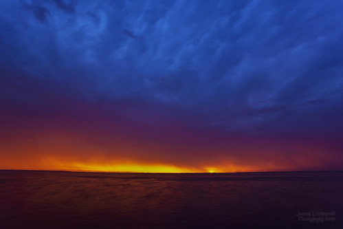blue sunset red sky storm rain yellow geotagged violet surrey bigsky crescentbeach whiterock thunderstorm janusz leszczynski ridersonthestorm geo:lat=49059667 geo:lon=122884303 001835