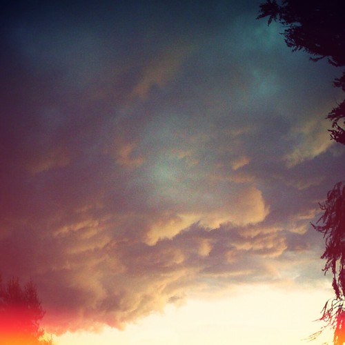 sunset sky cloud rain clouds ominous iphone