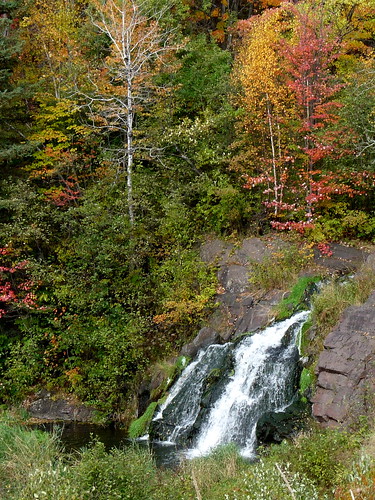 county autumn color fall creek waterfall michigan palmer warner upperpeninsula marquette yooper saveearth