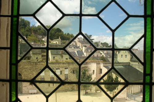 france castle window river loire loirevalley château maineetloire paysdelaloire