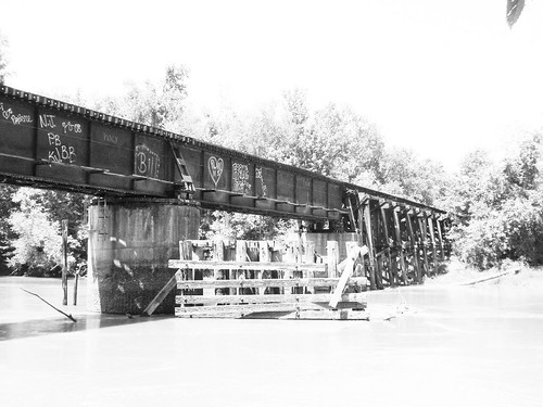 railroad bridge b blackandwhite bw white black train river blackwhite moving texas w railway swing historic drawbridge draw movable neches evadale pontist
