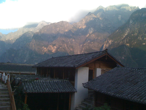 china mountains sunrise yunnan tigerleapinggorge iphone