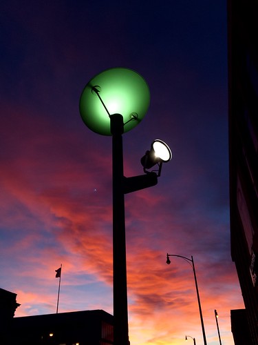 2017 sky sunset columbia missouri streetlamp