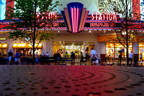 door light columbus ohio reflection tree window water rain station sign mall shopping table town cafe chair neon entrance center sidewalk amc imax easton theatres