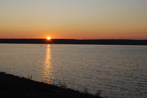 sunset lake water bay dusk michigan great lakes superior upper peninsula lanse keweenaw baraga