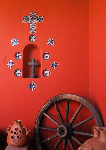 Alcove in orange wall
