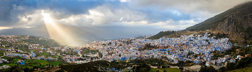 morocco clouds sunset sky sunray ray sunlight light chefchaouen blue city africa travel panorama canon 6d 50mm 18 usm wide stitch