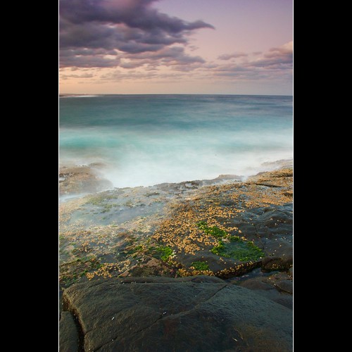 sunset seaweed beach geotagged rocks waves australia nsw rockpool shoalhaven bawley geo:lat=35511845 geo:lon=150400246