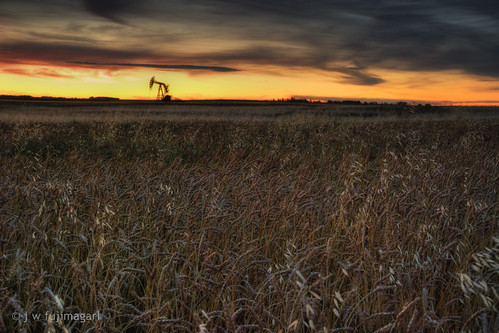 sunset canada wheat alberta oil carstairs hdr pumpjack tonemapped