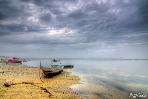 sky abandoned beach boat nikon singapore malaysia land hdr johor abigfave goldstaraward tokina1116 platinumpeaceaward