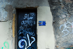 Lyon graffiti - Photo of Saint-Genis-Laval