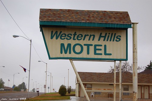 usa rain sign america hotel us october midwest cloudy sleep lodging ks ad motel advertisement kansas drizzle sleet hillcity pammorris nikond40 denverpam