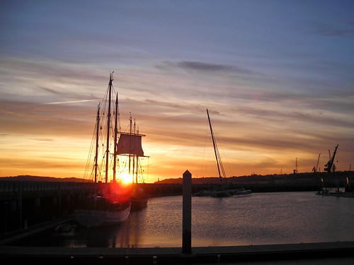 sunset barca tramonto porto brest sole bateau crépuscule francia coucherdusoleil finistere bretagna vele
