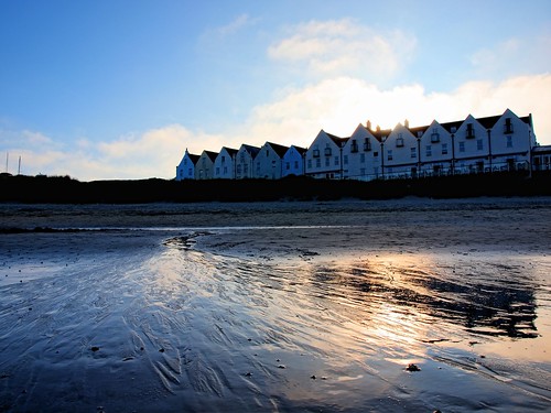 houses sunset sun seascape beach water geotagged sand alderney channelislands braye coastuk geo:lat=49722738 geo:lon=2198213
