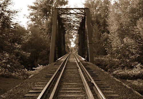 railroad trestle train track snoqualmie railroads canon50d