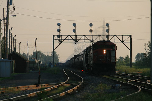 railroad canada cn train eisenbahn railway cargo freight cnr canadiannational chemindefer canadiennational
