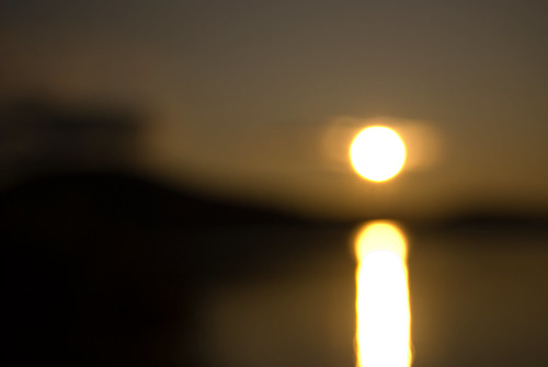 sunset sun lake water bay bokeh unfocused wilow