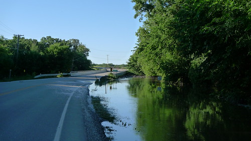 flood northdakota redriver fargo