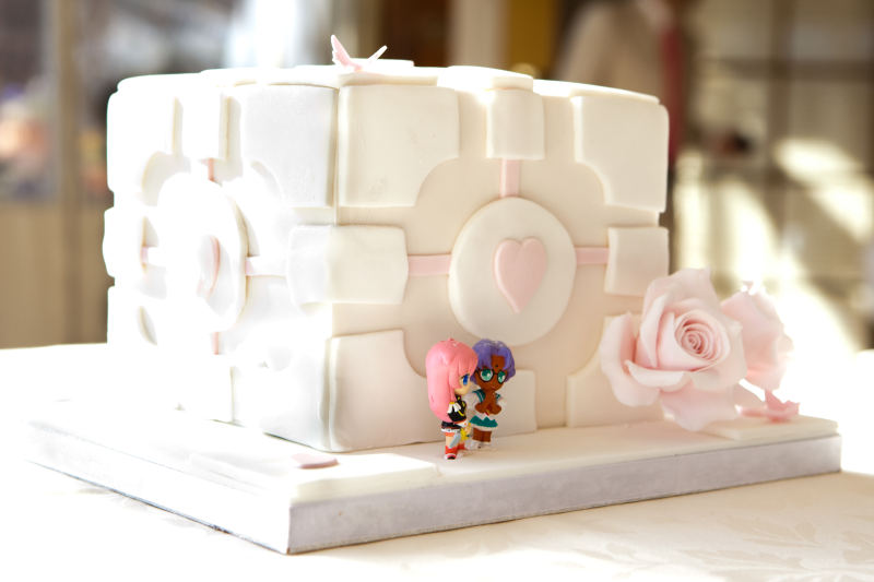 12 deliciously geeky wedding cakes 1 from Offbeat Wed (formerly Offbeat Bride) _K7Z1809